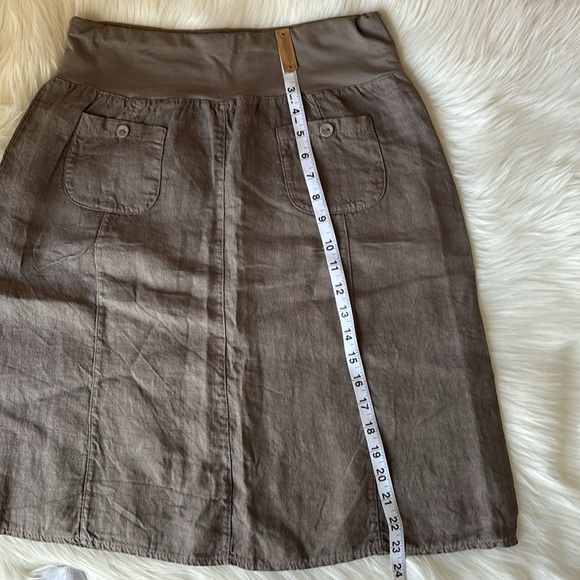 Cute Taupe Linen Skirt. - Picture 5 of 8